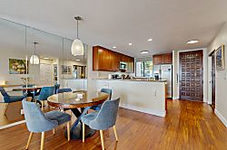 Country Club Villas #102