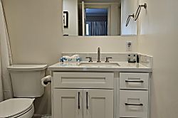 Ilikai Hotel 19th Floor Unit