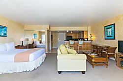 Ilikai Hotel Lagoon View Condo 1912