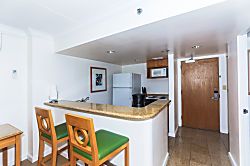 Ilikai Hotel Lagoon View Condo 16th Floor