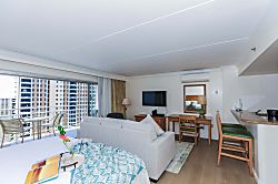Ilikai Hotel Lagoon View Condo 16th Floor
