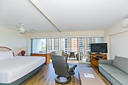 Ilikai Hotel 1 Bedroom Lagoon View 13th Floor