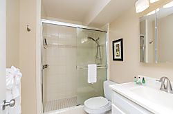 Ilikai Marina 6th Floor