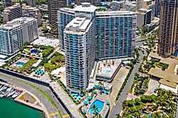 Ilikai Hotel 940, Lagoon View