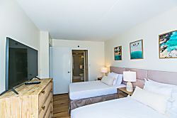 Ilikai Hotel Ocean View Paradise Condo