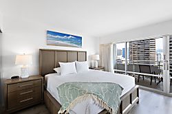 Ilikai Hotel 17th Floor Unit