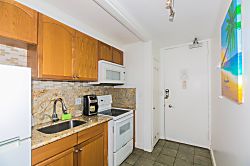 Ilikai Marina Condo 1313