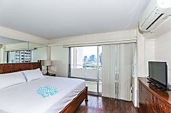 Ilikai Hotel 21st Floor 2 Bd City View