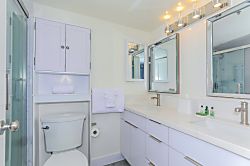 Ilikai 1 Bedroom Deluxe Harbor View 18th Floor