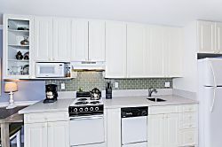 Ilikai Marina 9th Floor Unit