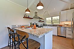 International Colony Club 20