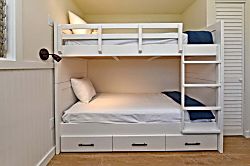 International Colony Club 20