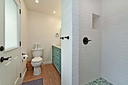 International Colony Club 20