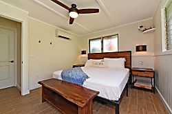 International Colony Club 20