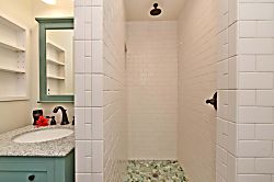 International Colony Club 20