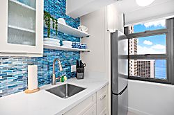 Waikiki Banyan 2913 T1