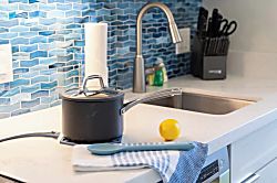 Waikiki Banyan 2913 T1