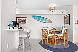 Waikiki Banyan 2913 T1