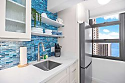 Waikiki Banyan 2913 T1