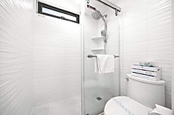 Waikiki Banyan 2913 T1