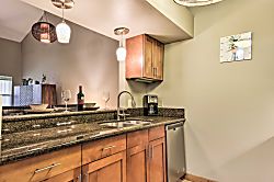 Kihei Bay Vista Condos 2nd-floor Unit