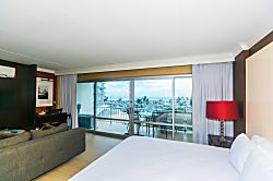 Ilikai Hotel 4th Floor