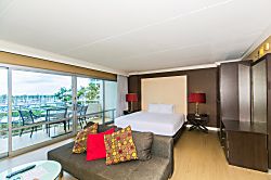 Ilikai Hotel 4th Floor