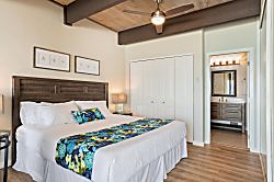 Kona Bali Kai Penthouse Oceanfront Condo