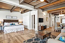 Kona Bali Kai Penthouse Oceanfront Condo