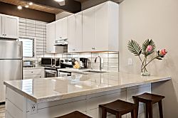 Kona Bali Kai Penthouse Oceanfront Condo