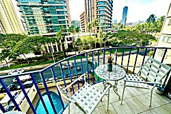 Royal Aloha Apartment