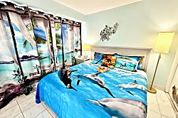 Royal Aloha Apartment