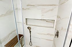 Waikomo Stream Villa 401 - Bathroom