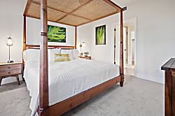 Pili Mai Main Floor Condo