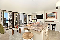 Waikiki Banyan #2410-T2