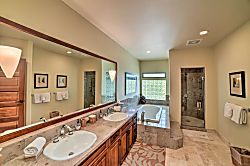 Tropical Paradise Resort Villa