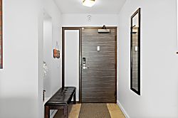 Waikiki Beach Tower 1404