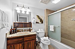 Waikiki Beach Tower 1404