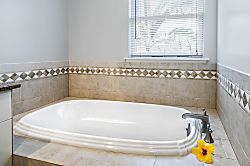 Na Hale O Keauhou E6