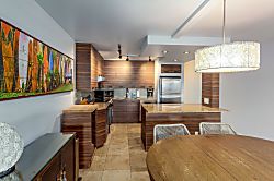 Kamaole Sands 10-403