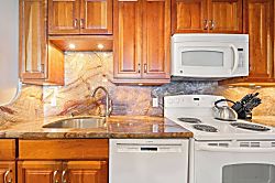 Valley Isle Resort 401