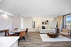 Waikiki Banyan 1013 Tower 2