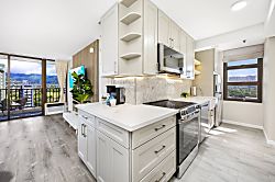 Waikiki Banyan 1013 Tower 2