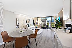 Waikiki Banyan 1013 Tower 2