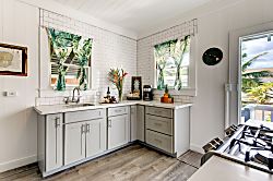 Waimea Beach Cottage