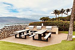 Oceanfront Kihei Condo with Pool - Ground Floor