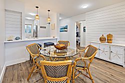 Oceanfront Kihei Condo with Pool - Ground Floor