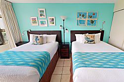 Waikiki Banyan Tower 2 Suite 807