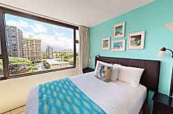 Waikiki Banyan Tower 2 Suite 807
