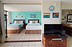 Waikiki Banyan Tower 2 Suite 807